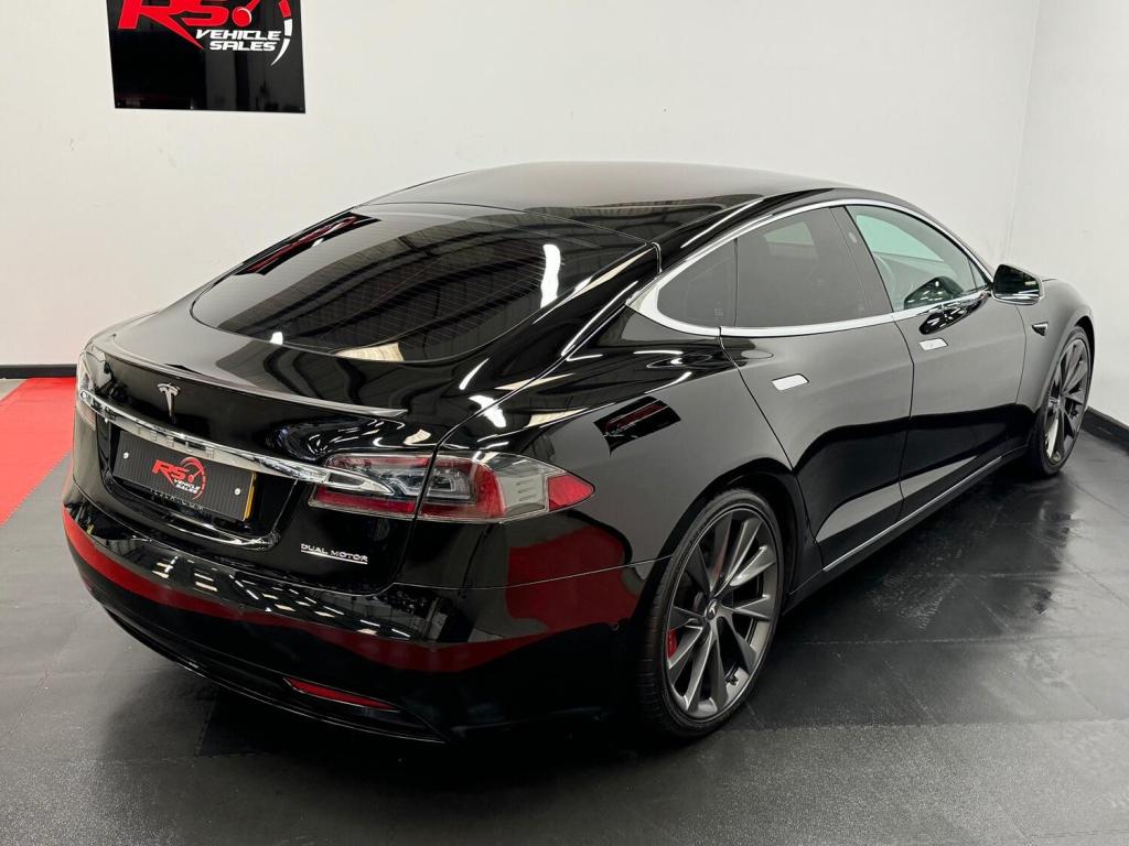 TESLA MODEL S