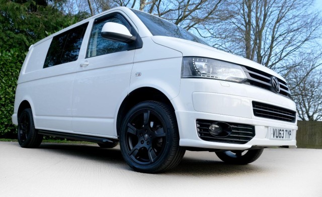 VOLKSWAGEN TRANSPORTER