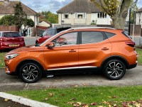 MG ZS