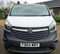 VAUXHALL VIVARO