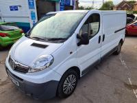 VAUXHALL VIVARO