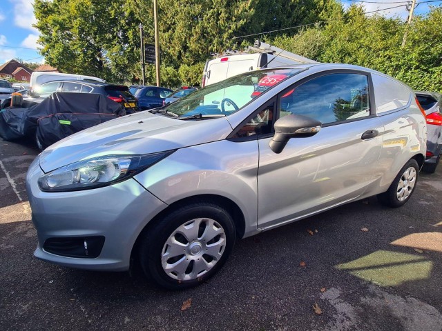 FORD FIESTA VAN