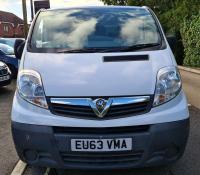 VAUXHALL VIVARO