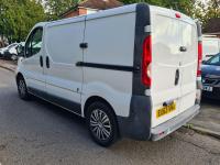 VAUXHALL VIVARO