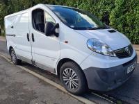 VAUXHALL VIVARO