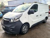 VAUXHALL VIVARO