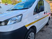 NISSAN NV200