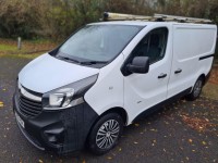 VAUXHALL VIVARO