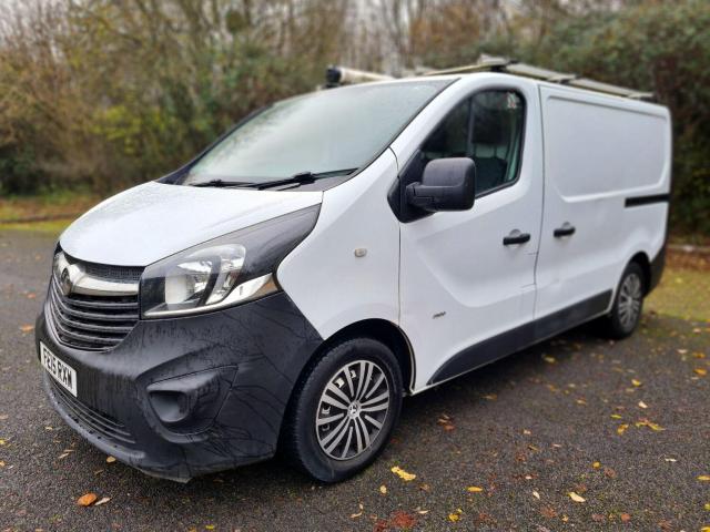 VAUXHALL VIVARO