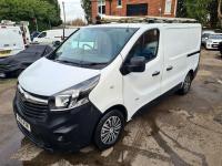VAUXHALL VIVARO