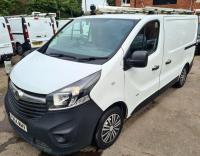 VAUXHALL VIVARO