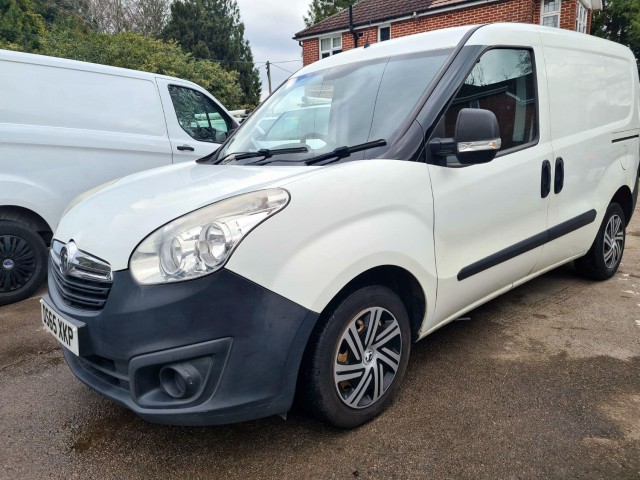 VAUXHALL COMBO