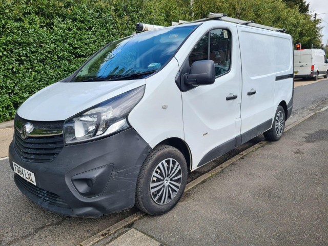 VAUXHALL VIVARO
