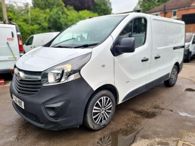 VAUXHALL VIVARO