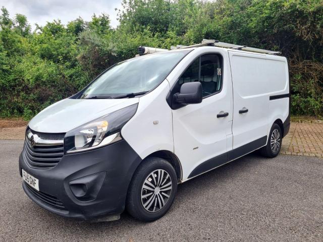 VAUXHALL VIVARO