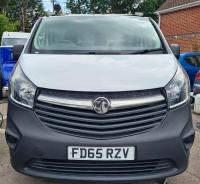 VAUXHALL VIVARO