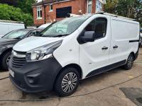 VAUXHALL VIVARO