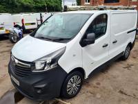 VAUXHALL VIVARO