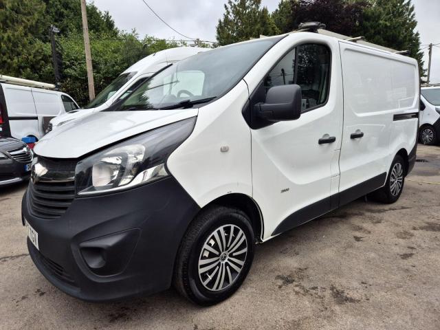 VAUXHALL VIVARO