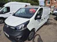 VAUXHALL VIVARO