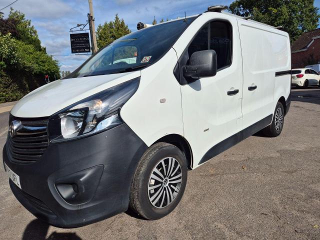 VAUXHALL VIVARO
