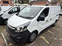 VAUXHALL VIVARO