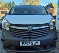 VAUXHALL VIVARO