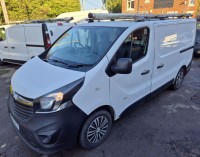 VAUXHALL VIVARO
