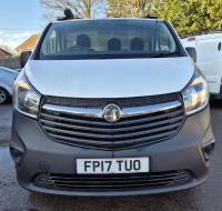 VAUXHALL VIVARO