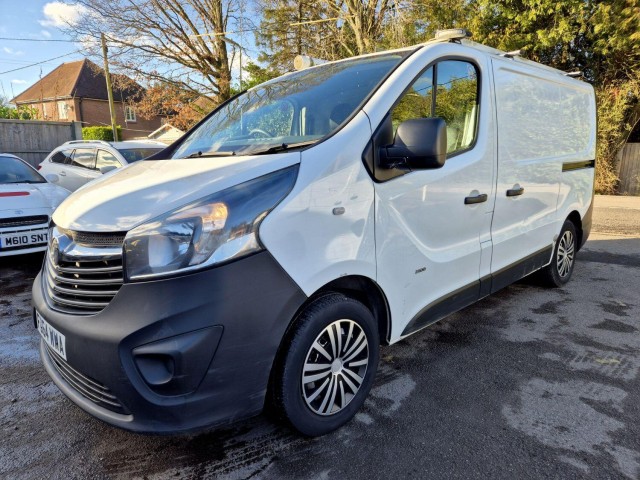 VAUXHALL VIVARO
