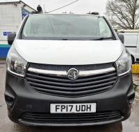 VAUXHALL VIVARO