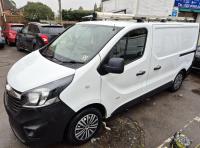VAUXHALL VIVARO
