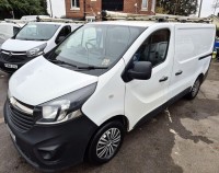 VAUXHALL VIVARO