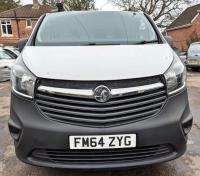 VAUXHALL VIVARO