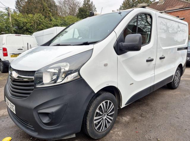 VAUXHALL VIVARO