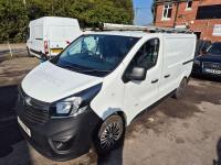 VAUXHALL VIVARO