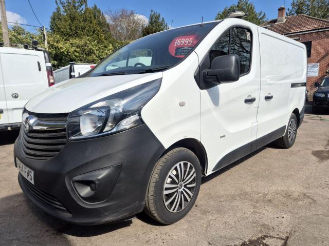 VAUXHALL VIVARO
