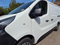 VAUXHALL VIVARO