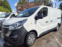 VAUXHALL VIVARO