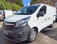 VAUXHALL VIVARO