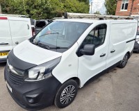 VAUXHALL VIVARO