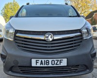 VAUXHALL VIVARO