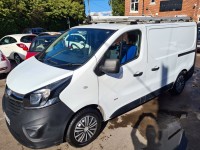 VAUXHALL VIVARO