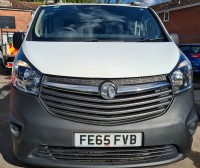 VAUXHALL VIVARO