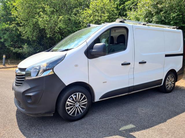 VAUXHALL VIVARO