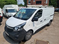 VAUXHALL VIVARO