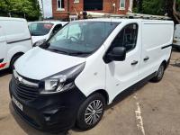 VAUXHALL VIVARO