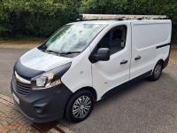 VAUXHALL VIVARO
