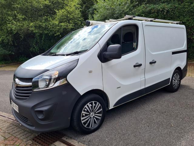 VAUXHALL VIVARO