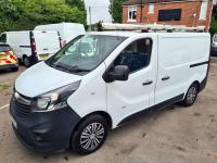 VAUXHALL VIVARO